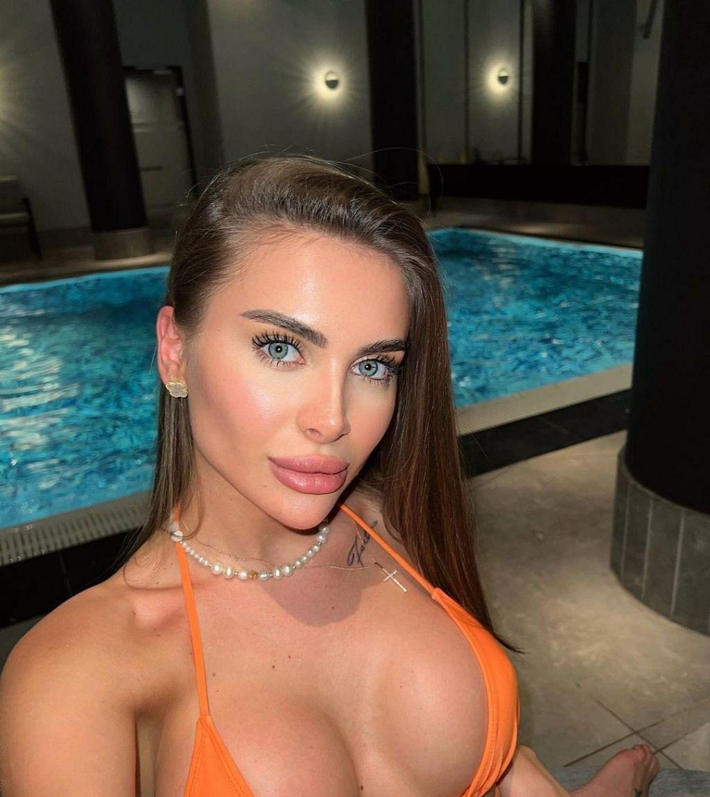 ЯНА привлекальеная девушка из Бердянска цена от 5000 руб