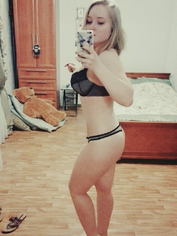 Люда привлекательная девушка из Бердянска цена от 3500 руб